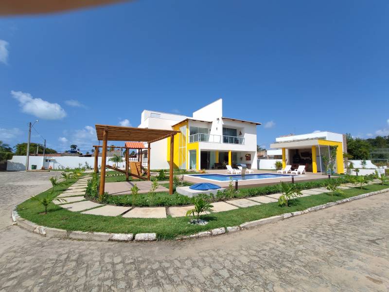 Excelente casa em condomínio perto da praia de Paripueira